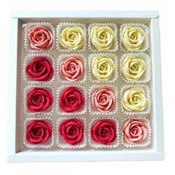 Подарочный набор Розы из шоколада 16 штук