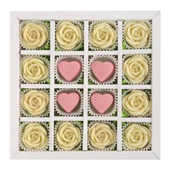 Подарочный набор шоколада из роз и сердец 16 штук